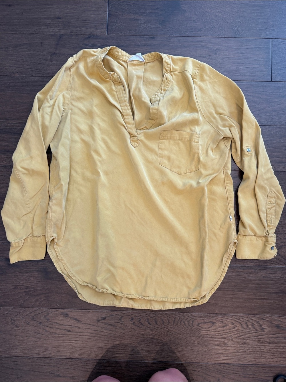 Lou & Grey Women’s Mustard Button-Down Henley Pullover Size Medium - C58-016